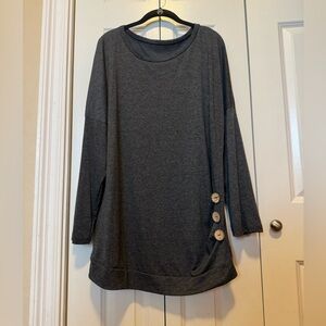 Grey Long Sleeve Tunic Top – Women’s XL – Side Button Detail